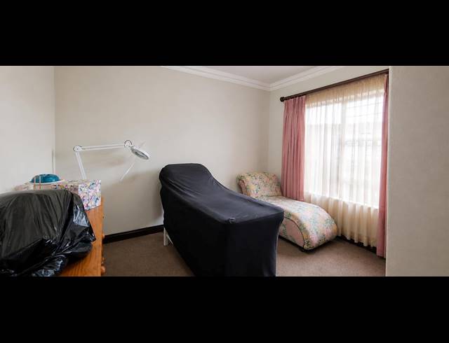 4 BEDROOM HOUSE FOR SALE IN BERGSIG